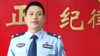 【用心用情为群众,竭诚为民服好务】基层民警是公安队伍的最小分子,接触群众最广泛、最直接,我